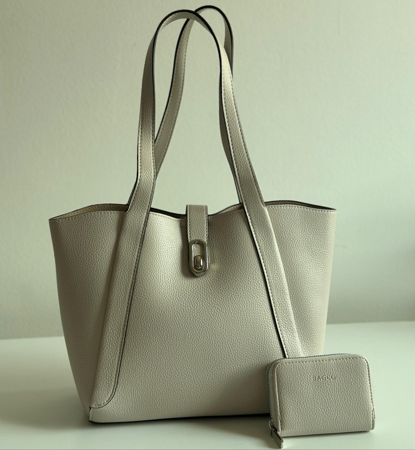 BAGCO  New Medium Tote Bag With Wallet JF012504037494